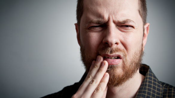 Inflammation i mungiporna: orsaker, symtom & behandling